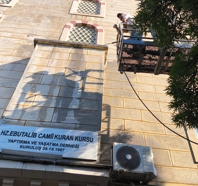 Hz. Ebutalib Camii Kuran Kursu